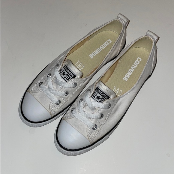Converse Classic White Ballet Canvas Sneakers NWT size 7 - Picture 2 of 4